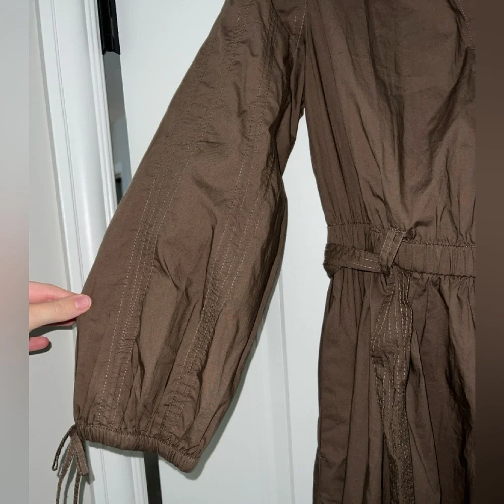 NWOT J. Crew Tie Waist V Neck Midi Dress - Picture 9 of 11